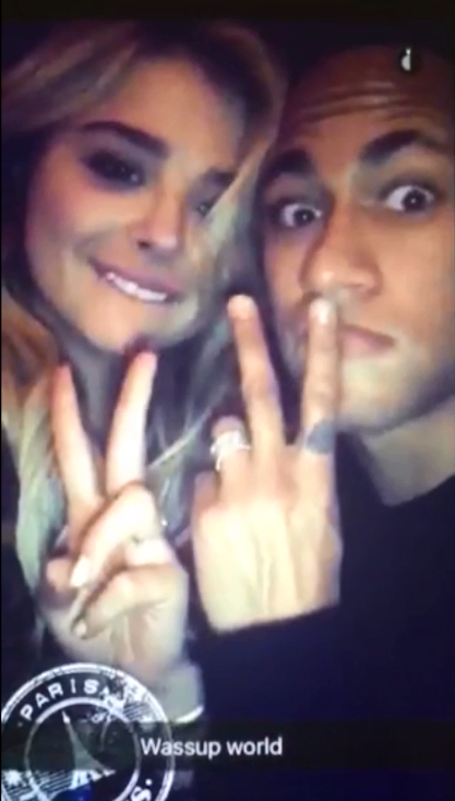 Neymar posa com atriz americana e fãs suspeitam de romance (Foto: Reprodução / Snapchat)