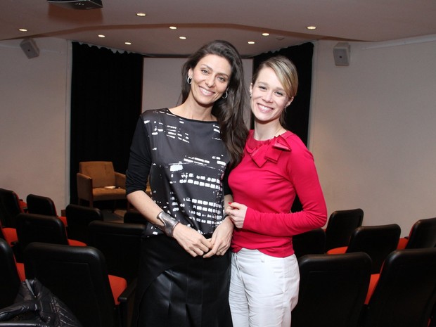 Maria Fernanda Cândido e Mariana Ximenes em evento no Rio (Foto: Thyago Andrade/ Foto Rio News)