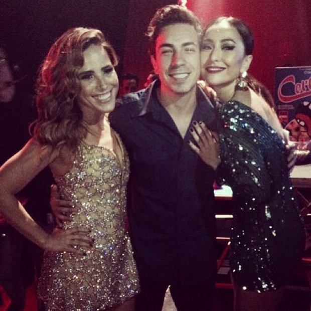 Wanessa, Di Ferrero e Sabrina Sato em prêmio em São Paulo (Foto: Instagram/ Reprodução)