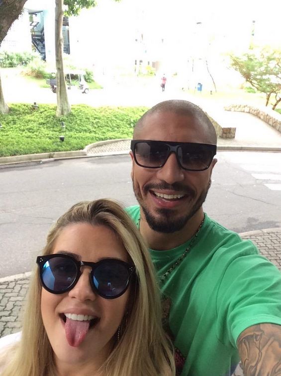 Fernando Medeiros e Aline (Foto: Reprodução / Twitter)