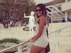 Filha de Romário mostra mais um modelito curto na viagem aos EUA