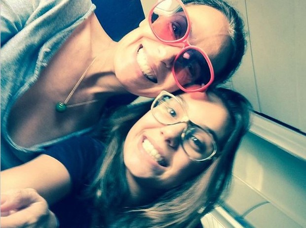 Carolina Ferraz e a filha, Valentina (Foto: Reprodução / Instagram)