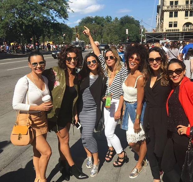Juliana Paes e amigas em Nova York (Foto: Reprodução / Instagram)