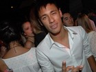 Neymar vai a aniversário de boate sertaneja em São Paulo