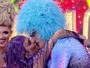 Beijo de Fernanda Lima e Rodrigo Hilbert, de drag queen, bomba na web