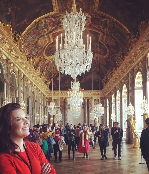 Fernanda Souza no Palácio de Versalhes (Foto: Reprodução/Instagram)