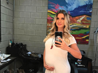 Andressa Suita mostra barriga de 6 meses de gravidez: 'Baby com a mãe'