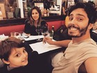 Thiago Rodrigues comemora programa em família: ‘Raridade’