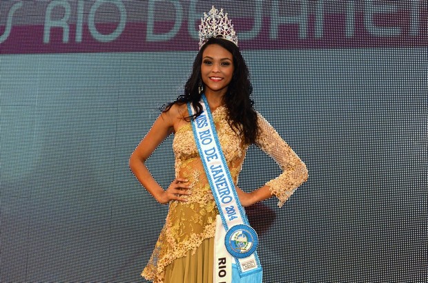Hosana Elliot vence o concurso Miss Universo RJ 2014 (Foto: Roberto Teixeira/EGO)
