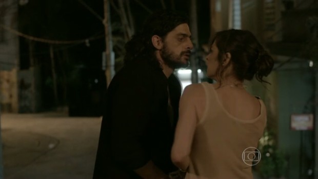 Julio Machado com Drica Moraes na novela Império (Foto: Reprodução/Globo)