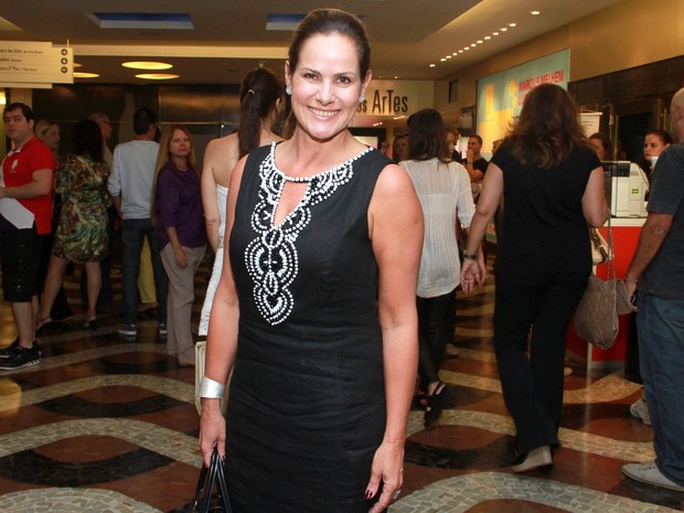 Renata Ceribelli em teatro no Rio (Foto: Thyago Andrade/ Foto Rio News)