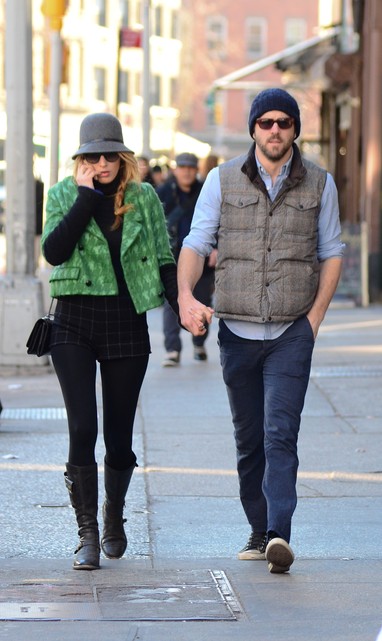 Blake Lively e o marido, o ator Ryan Reynolds, em Nova York, nos Estados Unidos (Foto: Grosby Group/ Agência)