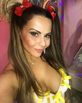 Viviane Araújo curte festa julina (Foto: Instagram/ Reprodução)