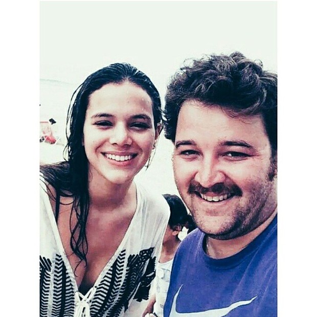 Bruna MArquezine com fã (Foto: Reprodução/Instagram)