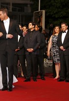 Blake Lively usa look 'combinadinho' com Ryan Reynolds em Cannes