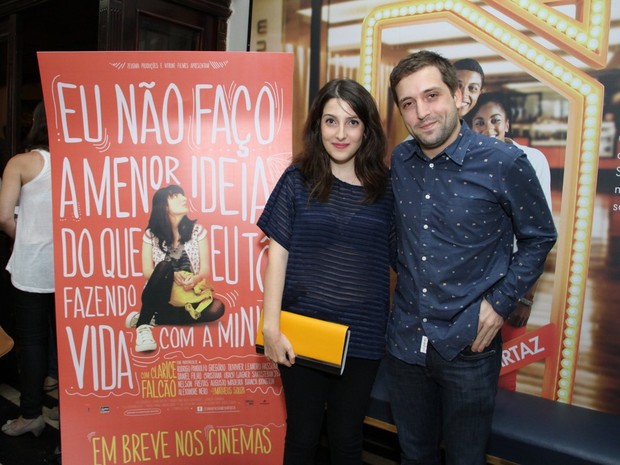 Clarice Falcão e Gregório Duvivier em pré-estreia de filme no Rio (Foto: Thyago Andrade/ Foto Rio News)