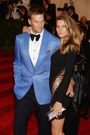 Tom Brady e Gisele Bündchen no baile do MET (Foto: AFP)