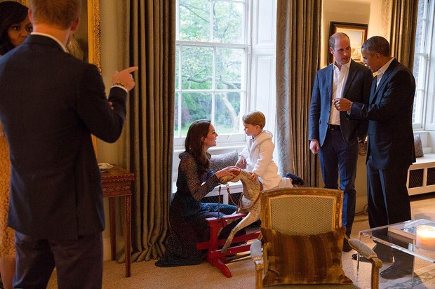 Barack Obama visita o Palácio Real (Foto: Instagram / Reprodução)
