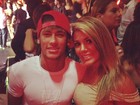 Neymar tieta a ex-BBB Fabiana durante show de Alexandre Pires