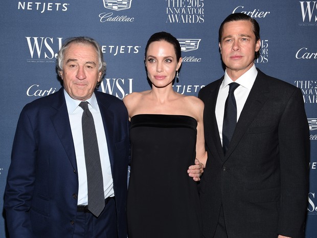 Robert De Niro, Angelina Jolie e Brad Pitt em premiação em Nova York, nos Estados Unidos (Foto: Dimitrios Kambouris/ Getty Images/ AFP)