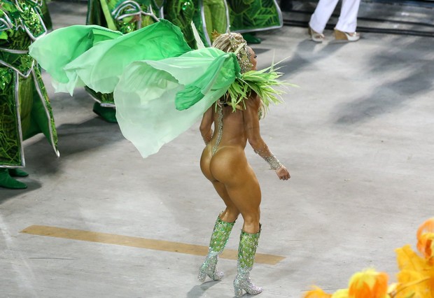 Juju Salimeni e seu bumbum-sensação do carnaval (Foto: Andre Freitas / AgNews)