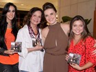 Alessandra Maestrini lança CD em shopping carioca