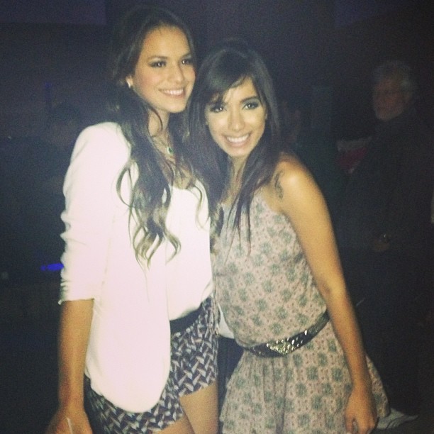 Bruna Marquezine e Anitta em festa (Foto: Instagram/ Reprodução)