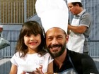 Malvino Salvador posta foto ao lado da filha e comemora Dia dos Pais