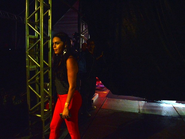 Letícia Lima em show no Recife (Foto: Felipe Souto Maior/ Ag. News)