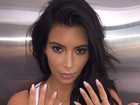 Kim Kardashian troca aliança por anéis em homenagem a filha