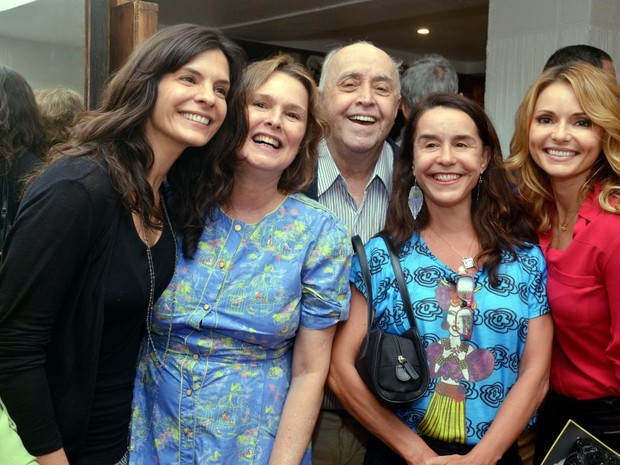 Helena Ranaldi, Louise Cardoso, Mauro Mendonça, Lucélia Santos e Rita Guedes em teatro na Zona Sul do Rio (Foto: Cristina Granato/ Divulgação)