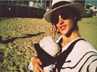 Alessandra Ambrósio divulga foto com o filho, Noah