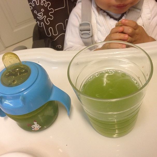 Flavia Sampaio posta foto do seu café da manhã com o filho  (Foto: Instagram / Reprodução)