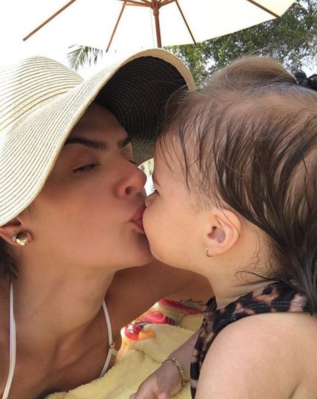Mirella Santos com a filha (Foto: Instagram / Reprodução)