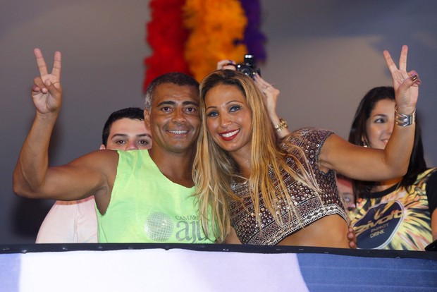 Romário e Valesca Popozuda (Foto: Roberto Filho  / AgNews)