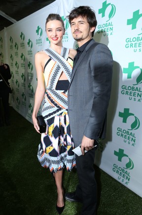 Miranda Kerr e Orlando Bloom em evento em Los Angeles, nos Estados Unidos (Foto: Alexandra Wyman/ Getty Images/ Agência)