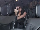 Kristen Stewart perde a paciência e faz gesto obsceno para os paparazzi
