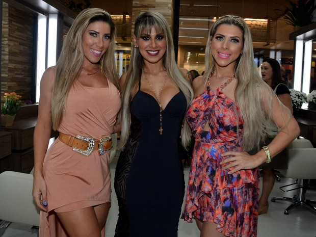 Ana Paula Minerato, ex-BBB Vanessa e Tati Minerato em evento em São Paulo (Foto: Caio Duran/ Ag. News)