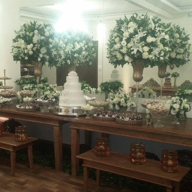 Mesa de Doces Pronta do casamento de Neném e Thais  (Foto: Instagram / Reprodução)