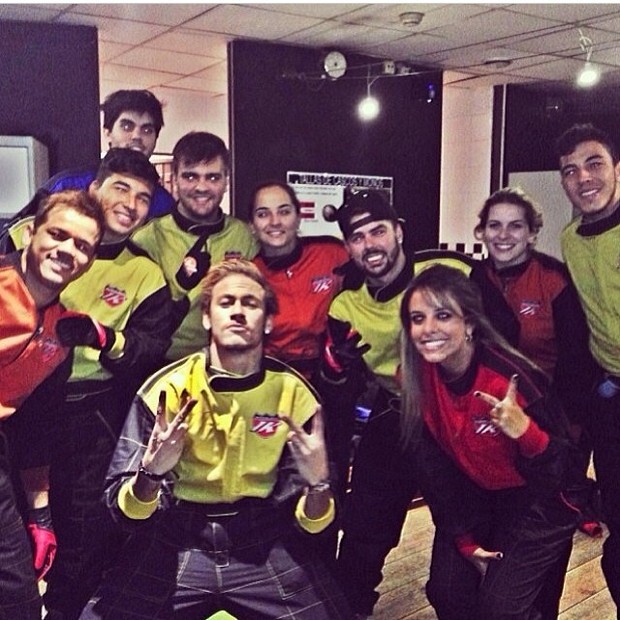 Neymar e amigos (Foto: Reprodução/ Instagram)