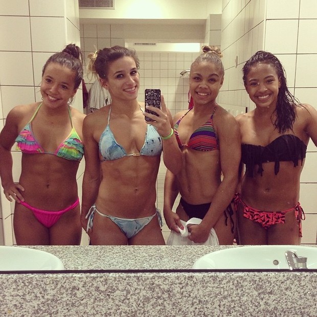 Jade Barbosa com amigas (Foto: Instagram / Reprodução)