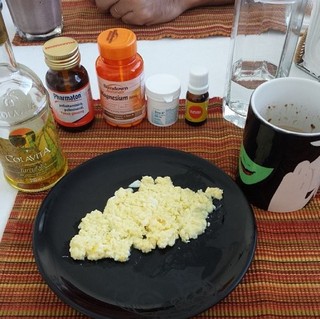 Mariana Belém mostra café da manhã (Foto: Instagram/Reprodução)
