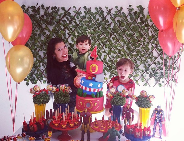 Priscila Pires no aniversário de 4 anos do filho mais velho Gabriel (Foto: Reprodução/Instagram)