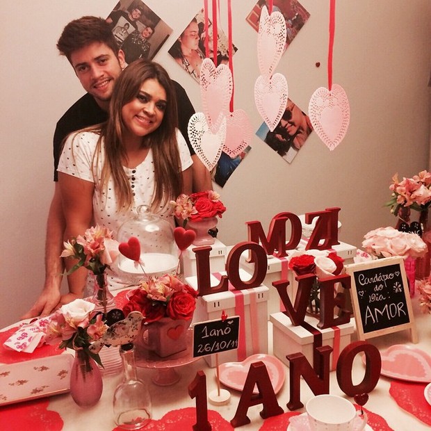 Preta Gil e o noivo, Rodrigo Godoy, comemoram um ano de namoro (Foto: Reprodução/Instagram)