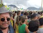 Carlos Vereza é aplaudido no Rio em manifestação contra o governo federal