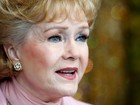 Famosos lamentam a morte de Debbie Reynolds nas redes sociais