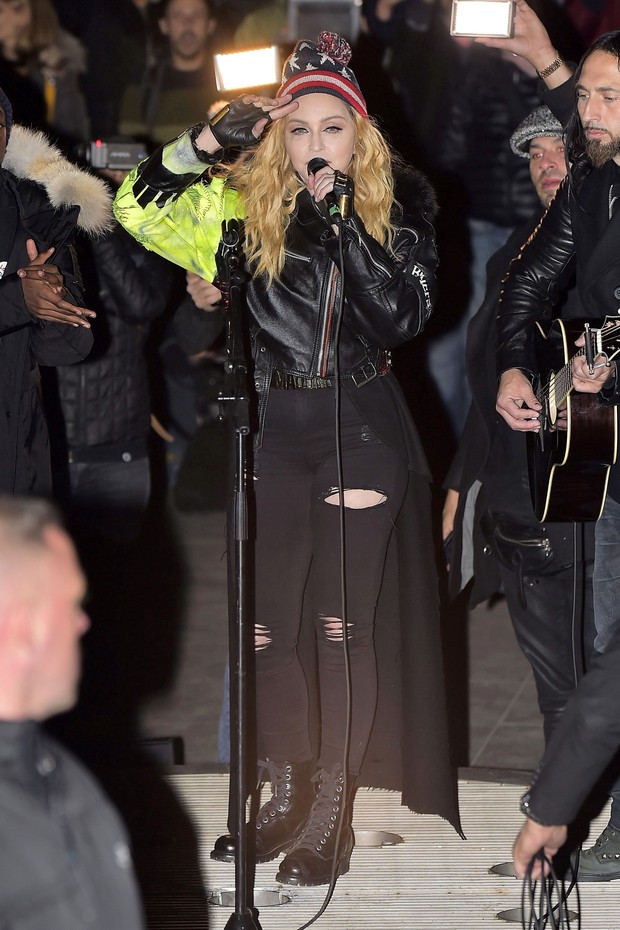 Madonna faz show em Nova York, nos Estados Unidos (Foto: AKM-GSI/ Agência)