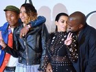Vestido de Kim Kardashian pega fogo e Pharrell a ajuda a apagar 