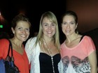 Letícia Spiller reencontra amigas dos tempos de paquita em evento no Rio