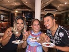 Susana Vieira comemora aniversário com Valesca Popozuda e David Brazil